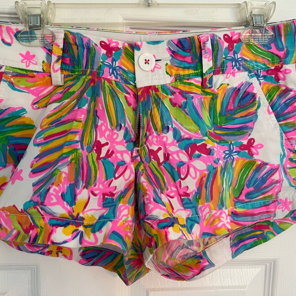 Lilly Pulitzer, the Walsh short size 0